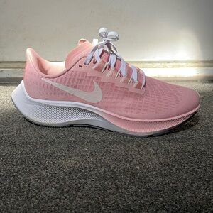 Women’s Nike Sneakers